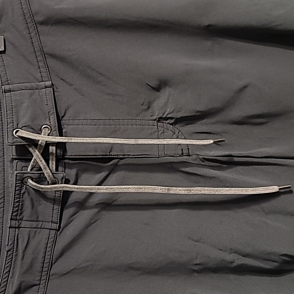 James Perse Yosemite Board Shorts Men's Size 34x10 Gray Stretchy Nylon Trunks - Picture 2 of 9